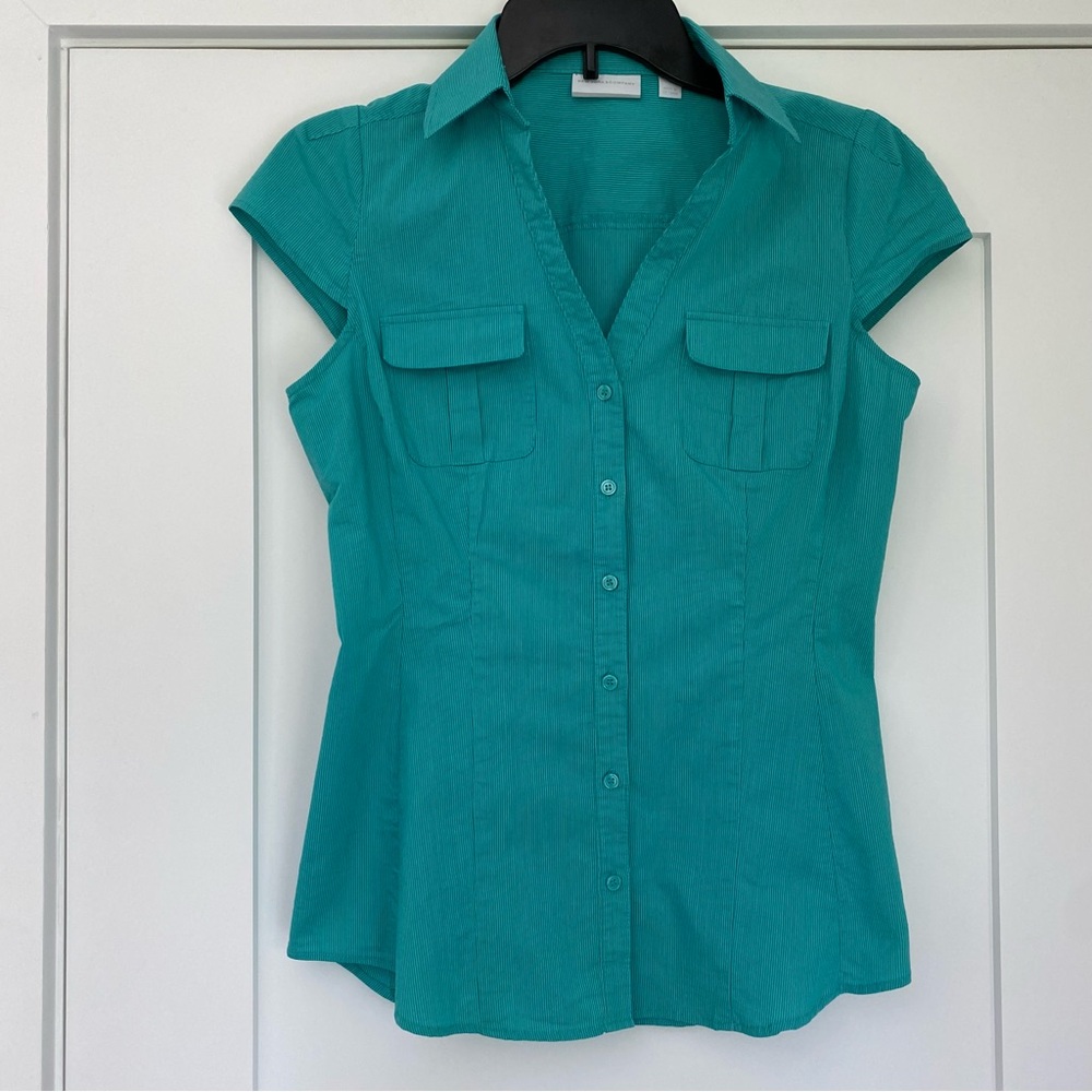 New York & Company Teal Button-Down Blouse Size Small
